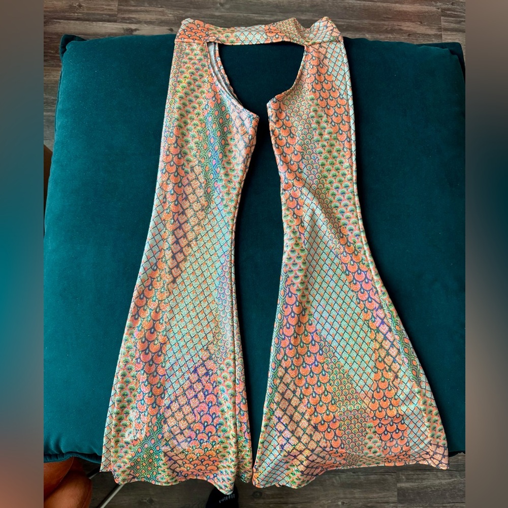 Metallic flare chaps